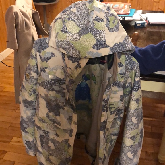 Snowboarding jacket - Picture 5 of 5